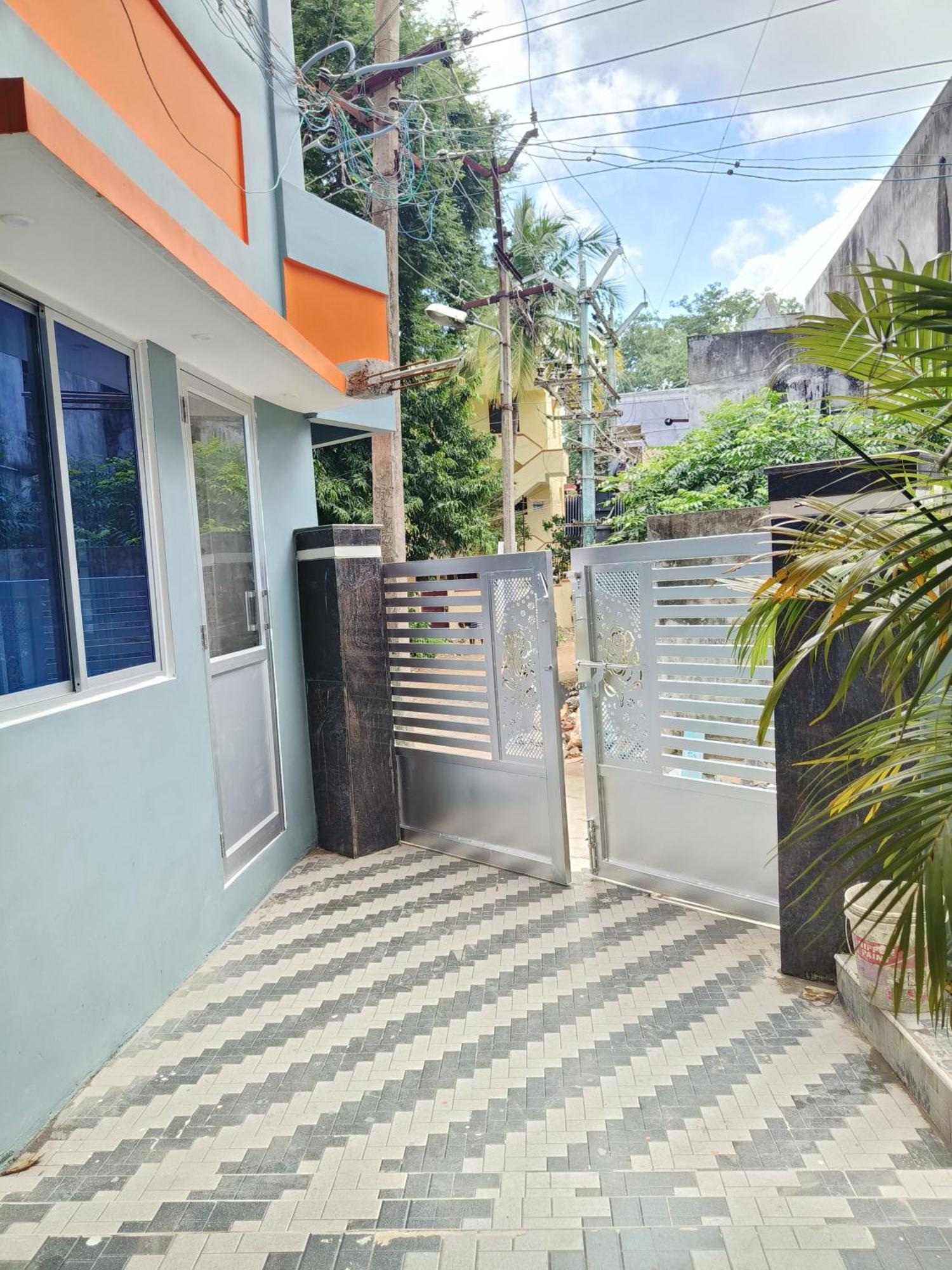 Liya Guest House Tiruvannāmalai المظهر الخارجي الصورة
