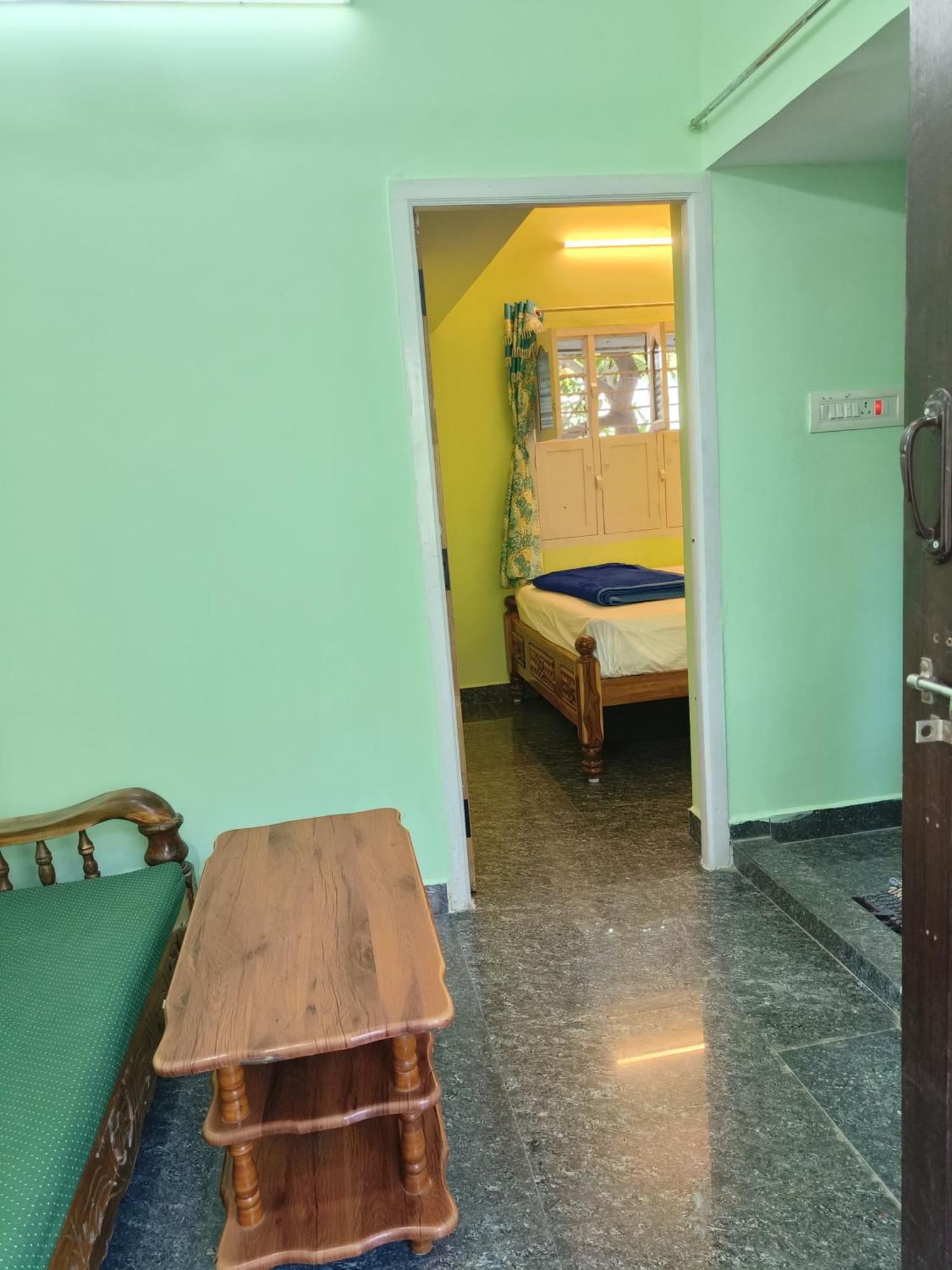 Liya Guest House Tiruvannāmalai المظهر الخارجي الصورة