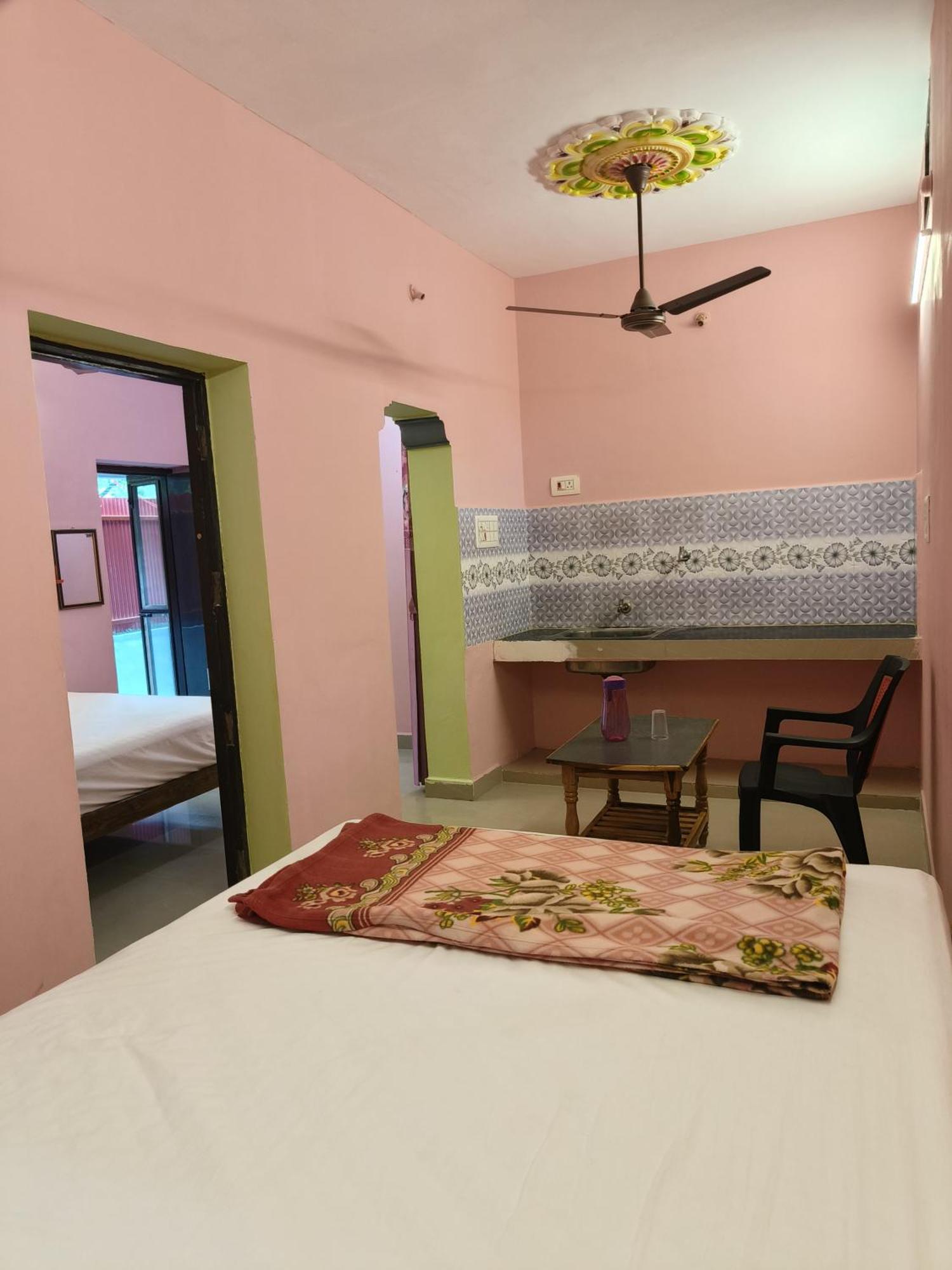 Liya Guest House Tiruvannāmalai المظهر الخارجي الصورة
